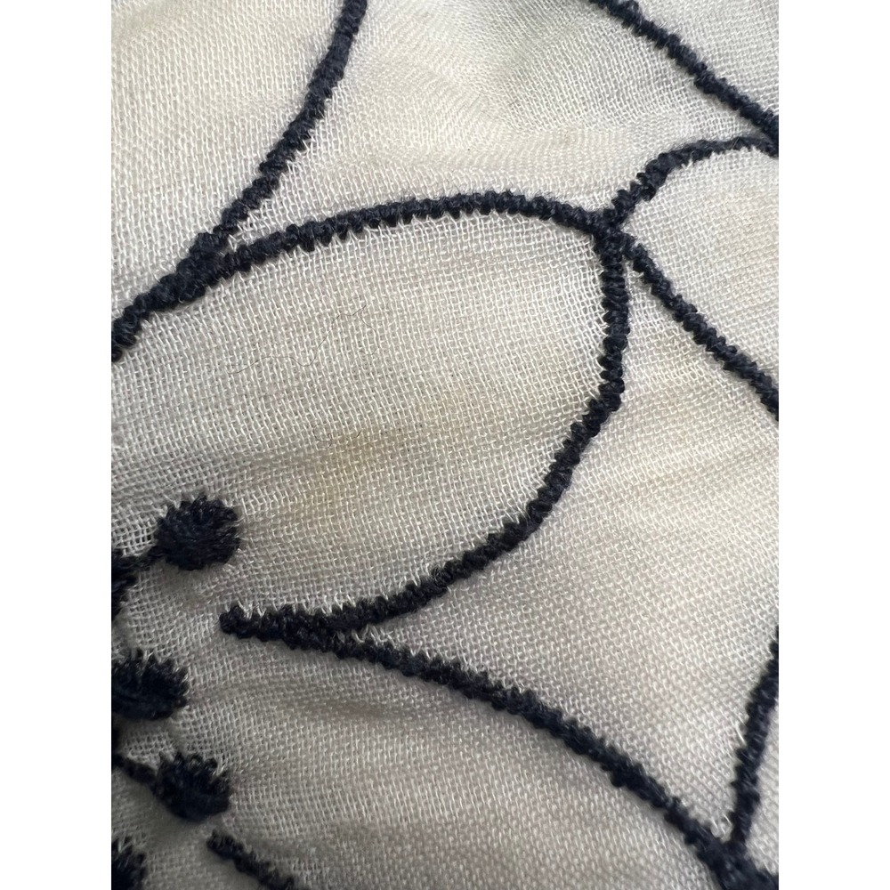 J.Crew White Black Floral Embroidered Mini Skirt Size 0 Cotton Back Zip - Picture 8 of 10